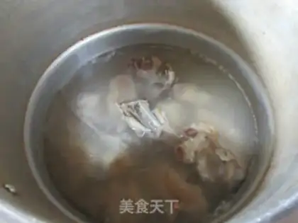 Make ♪ Carrot bouquet pig hoof soup ♪ step 4