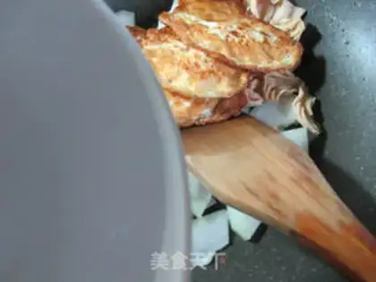 Make Sour chicken wings and eggs step 4