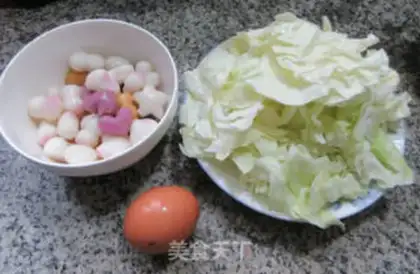 Make Fried eggs and cabbage step 0