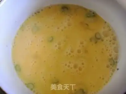 Make Pumpkin fried eggs step 2