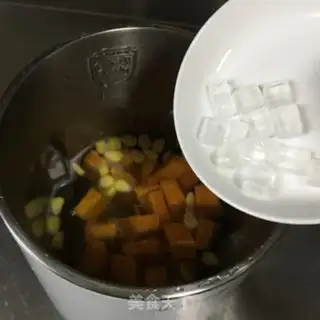 Make Pumpkin corn paste step 3