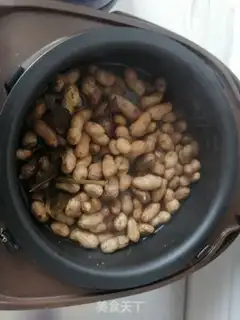 Make Salt-water peanuts step 4