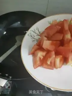 Make Tomato fried eggs step 4