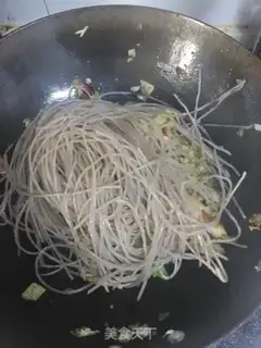 Make A caterer fan step 7