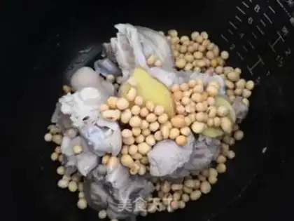 Make Sweet, spicy soy feet step 5