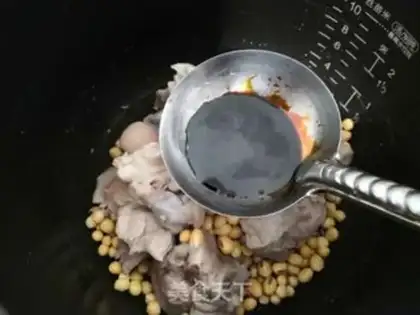 Make Sweet, spicy soy feet step 7