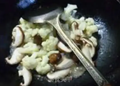 Make Seafood, mushrooms step 7