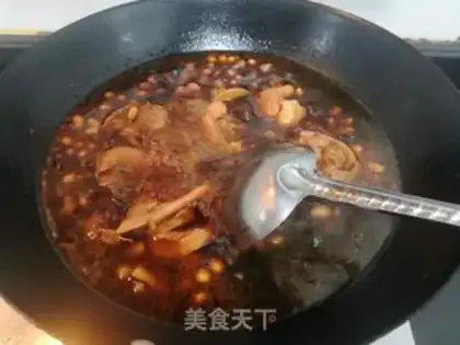 Make Sweet, spicy soy feet step 15
