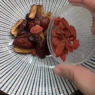 Make Sweet ginger date tea step 2