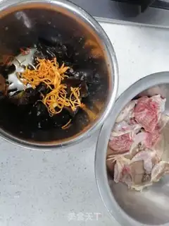 Make Squirts, pigeon soup step 1