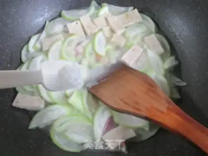 Make Shrimp cakes and veggies step 5