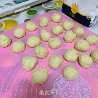 Make Chestnut bun step 4