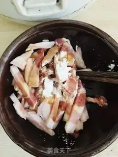 Make Celery fried meat step 3
