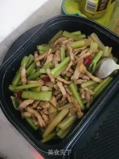 Make Celery fried meat step 9