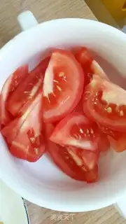 Make Tomato egg soup step 0