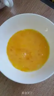 Make Tomato egg soup step 2