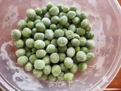 Make Peas and shrimp step 1