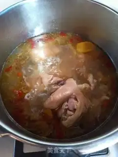 Make Garlic roasted pig hoof step 0