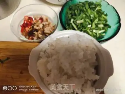 Make Chicken omelet fried rice step 1