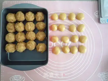Make A broad pine bean moon cake step 11