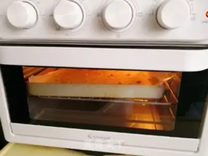 Make Mayo jam cake step 8