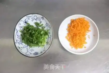 Make Carrot greens and rice porridge step 5