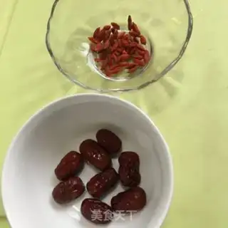 Make Red-tree pigeon soup step 2