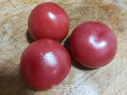 Make Tomato egg soup step 0