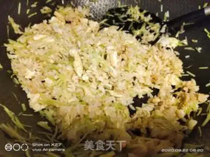 Make Snack egg fried rice step 7