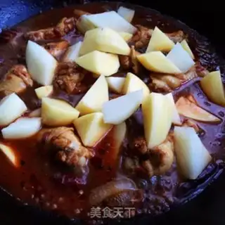 Make Spicy wings and potatoes step 11