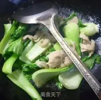 Make Seafood sauce veggie pasta step 6