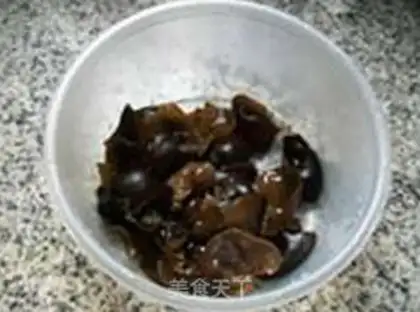 Make Black-muteed watermelon step 1