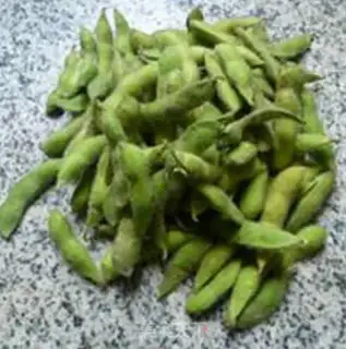 Make Soy sauce, saffron, beans step 0