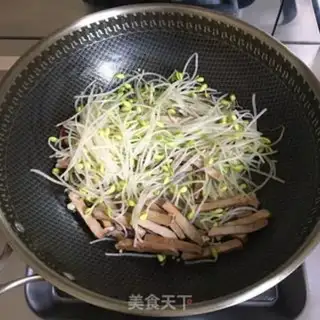 Make Scrambled sprouts step 3