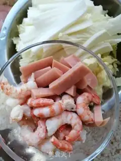 Make Shrimp cabbage fans step 2