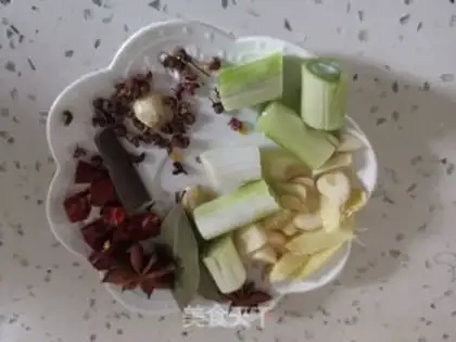 Make Spicy claws step 1