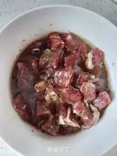 Make Potato beef soup step 0