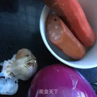 Make Onion carrot sauce step 1