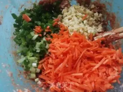 Make Carrot, pork and sour soup step 10