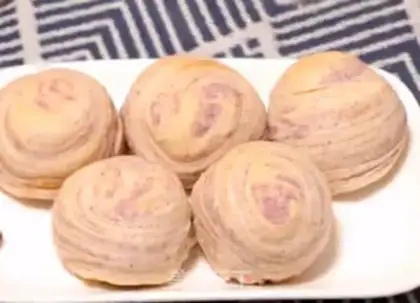Make A lunar cake step 8