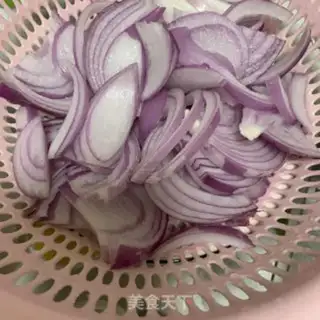 Make Soy onion fried beans step 0