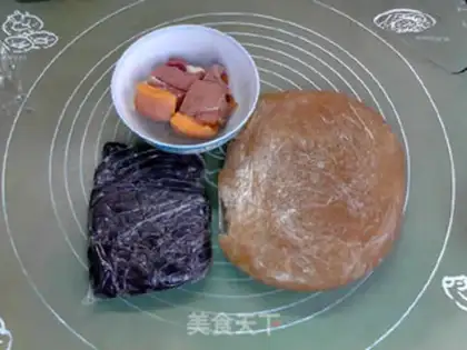 Make Chestnut ham mooncake step 5