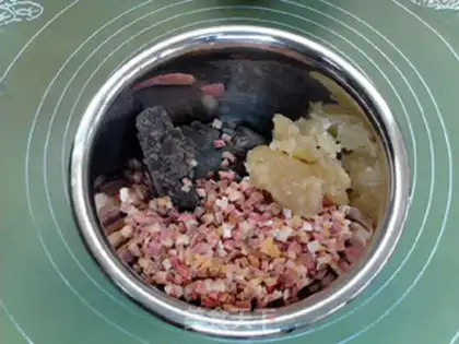 Make Chestnut ham mooncake step 7