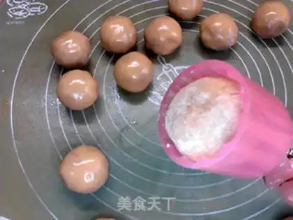 Make Chestnut ham mooncake step 13