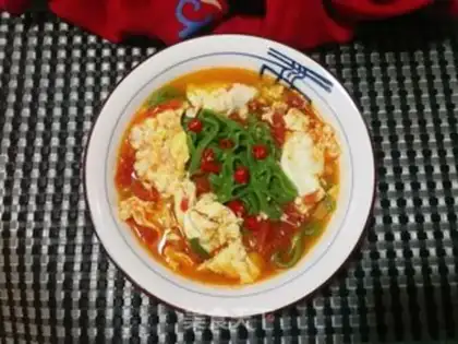 Make Potato omelet spinach noodles step 13