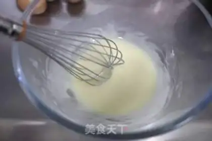Make A pineapple pineapple cake step 2