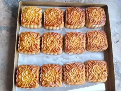 Make Mooncake fork step 16
