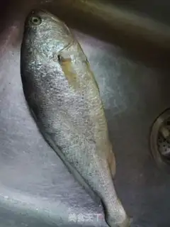 Make Soy sauce, vealfish step 0