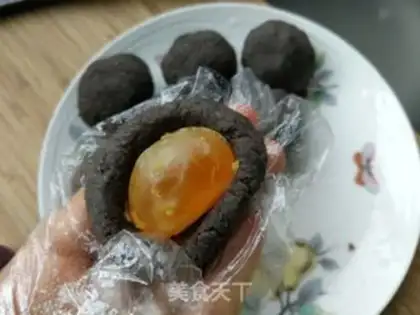 Make A wide-range egg soy saloon step 6