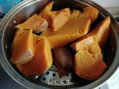Make Pumpkinballs step 0